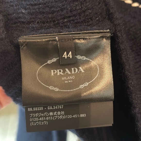 NWT Prada 100% Cashmere Long Sleeve Gold Button Sweater - Picture 9 of 13